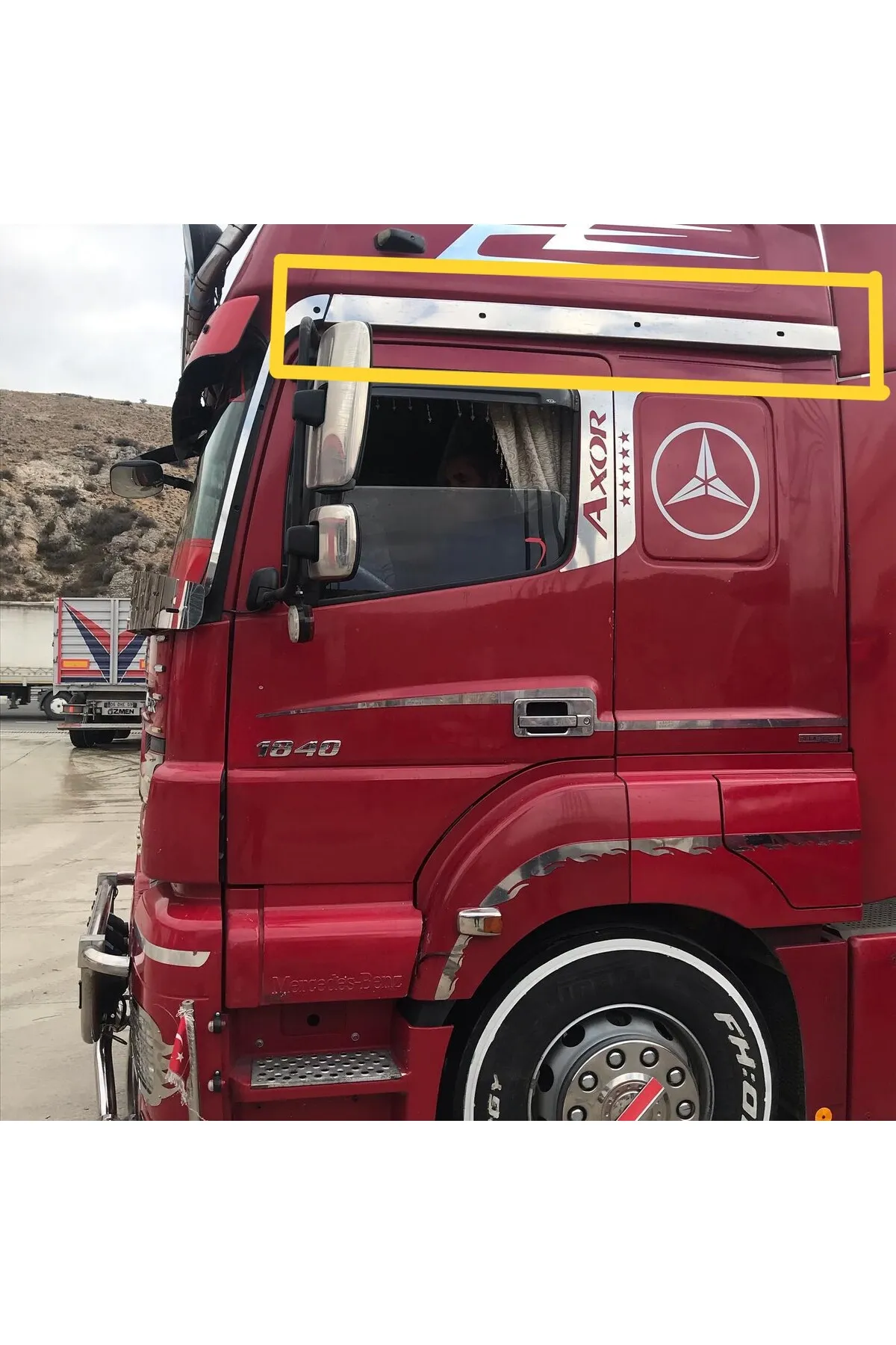 Mercedes Axor Tavan Çıtası Krom